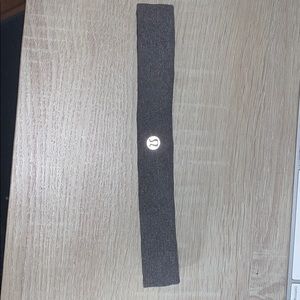 Lululemon gray headband